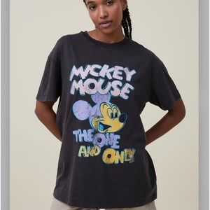 ⭐️ Mickey Mouse Shirt ⭐️